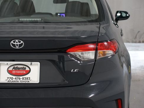 Used 2025 Toyota Corolla LE FWD image 10