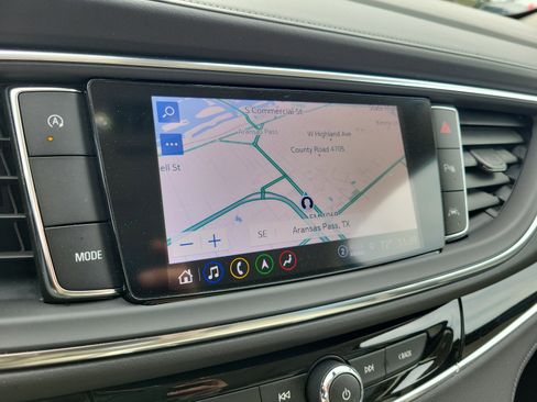 Used 2024 Buick Enclave Avenir w/ Avenir Technology Package image 22