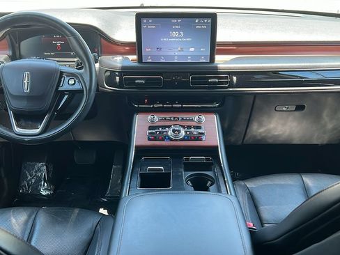 Certified 2023 Lincoln Aviator Grand Touring w/ Elements Package Plus AWD/4WD image 8
