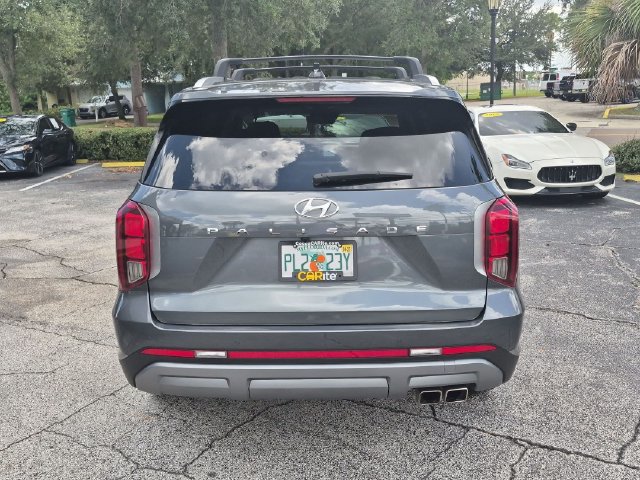Used 2023 Hyundai Palisade SEL w/ Premium Package FWD image 6