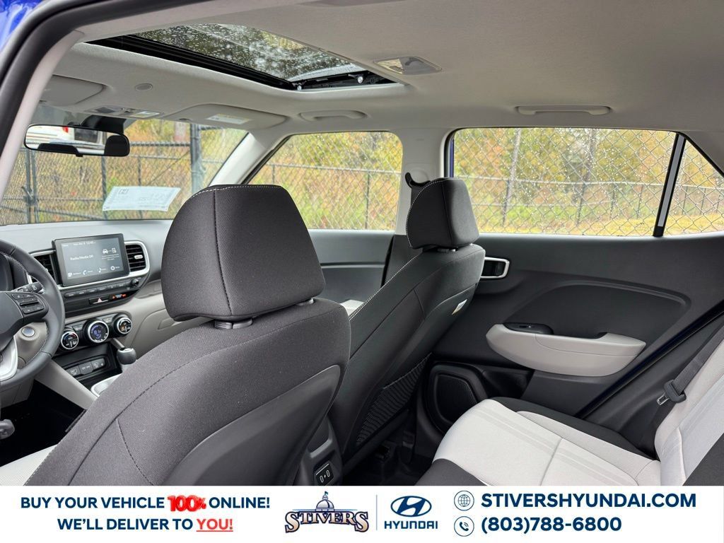Certified 2026 Hyundai Venue SEL FWD image 21