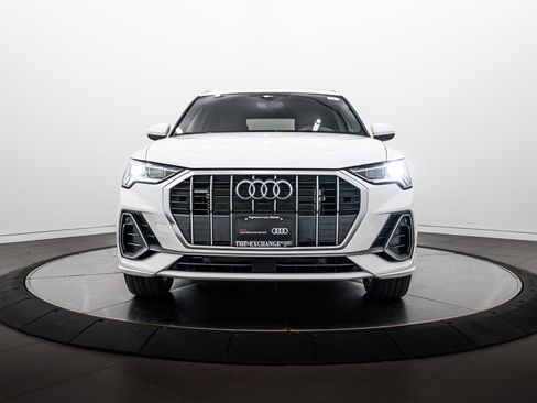 Certified 2023 Audi Q3 2.0T Premium w/ Convenience Package AWD/4WD image 23