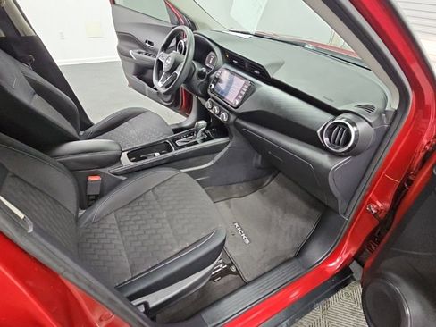 Used 2023 Nissan Kicks SV FWD image 31