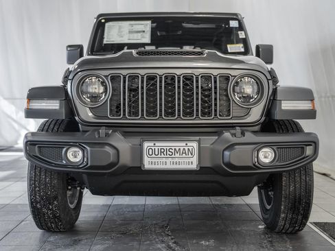 New 2026 Jeep Gladiator Sport image 2