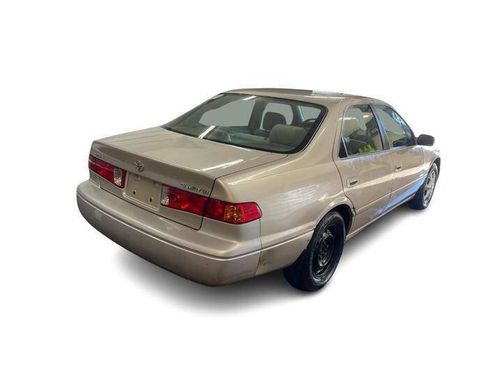 Used 2001 Toyota Camry CE image 5