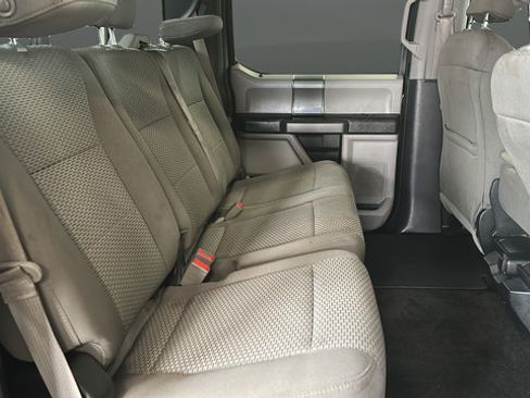 Used 2017 Ford F350 XLT w/ XLT Premium Package AWD/4WD image 23