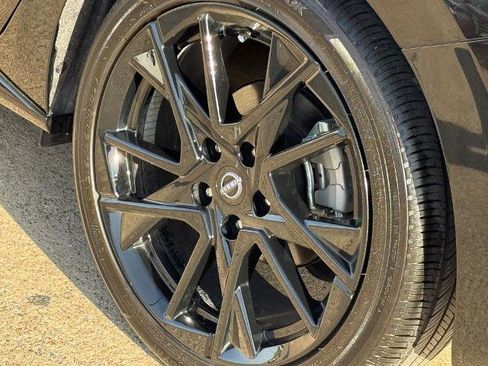 Certified 2025 Nissan Sentra SR w/ Midnight Edition image 10