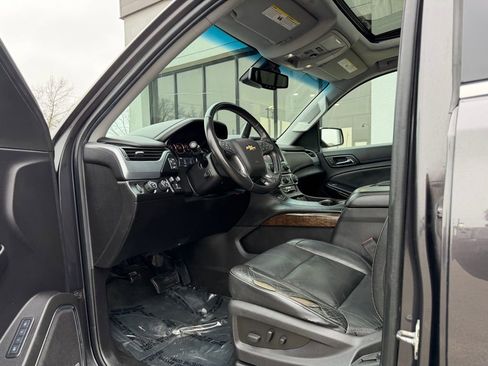 Used 2016 Chevrolet Tahoe LT w/ Luxury Package image 18