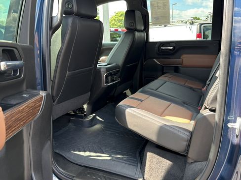 Used 2022 Chevrolet Silverado 2500 High Country w/ Safety Package II AWD/4WD image 14