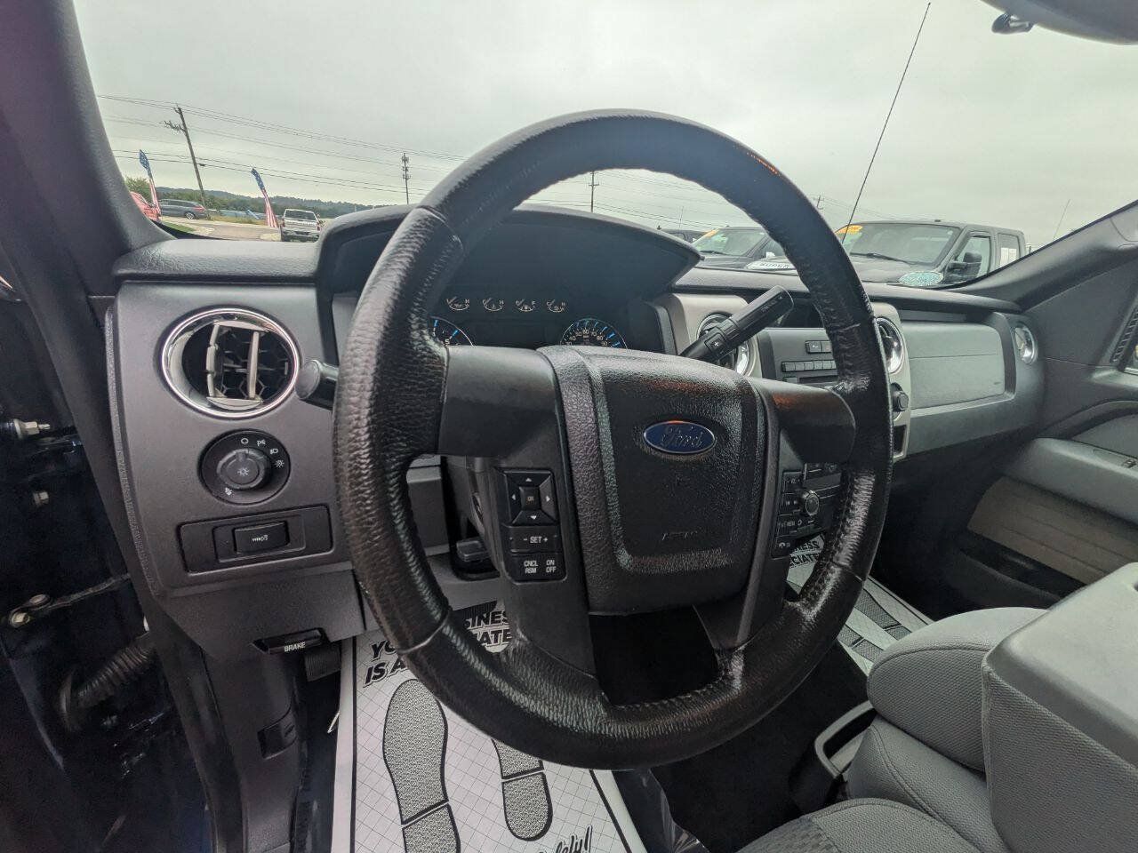 Used 2011 Ford F150 XLT w/ XLT Chrome Pkg RWD image 15