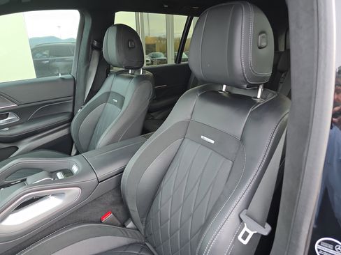 Used 2024 Mercedes-Benz GLS 63 AMG 4MATIC image 23