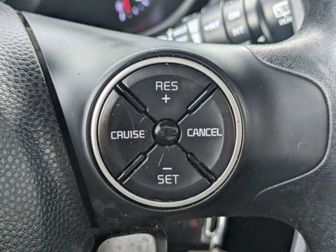 Used 2015 Kia Soul FWD image 26