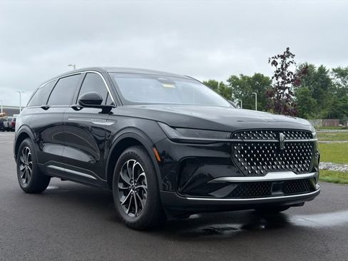 Used 2024 Lincoln Nautilus Premier w/ Equipment Group 102A AWD/4WD image 1
