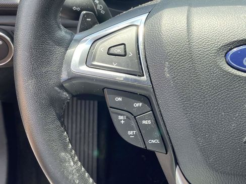 Used 2018 Ford Fusion SE w/ Equipment Group 201A FWD image 20