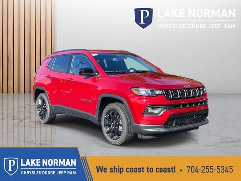New 2026 Jeep Compass Latitude AWD/4WD image 1