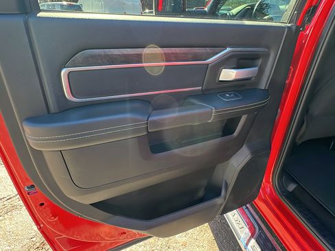 Used 2024 RAM 2500 Big Horn w/ Bed Utility Group image 22