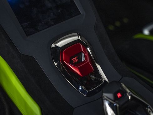 Used 2023 Lamborghini Huracan STO RWD image 56