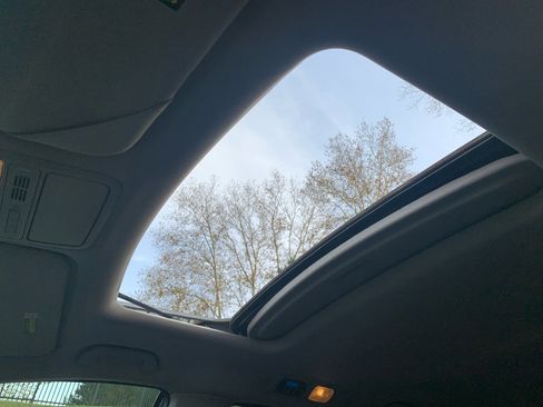 Used 2012 Honda Odyssey EX-L image 21