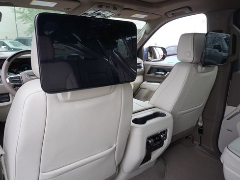 New 2026 GMC Yukon Denali w/ Advanced Technology Package image 11