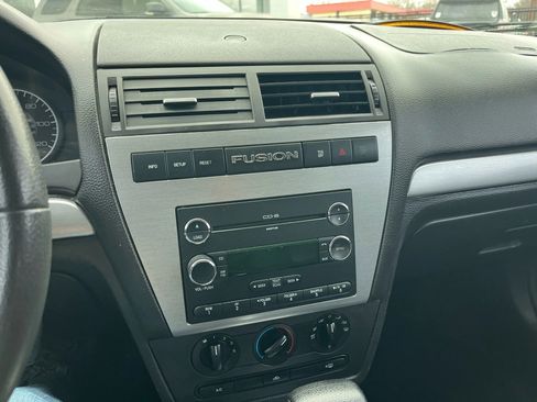 Used 2009 Ford Fusion SE image 16