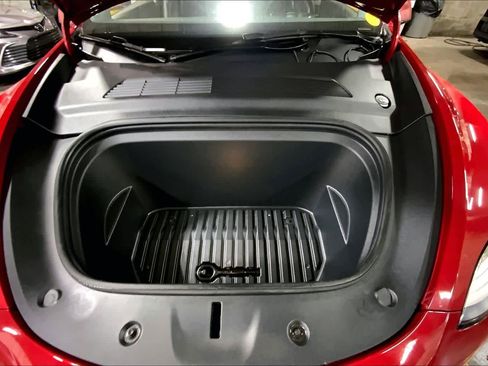 Used 2021 Tesla Model Y Long Range image 31