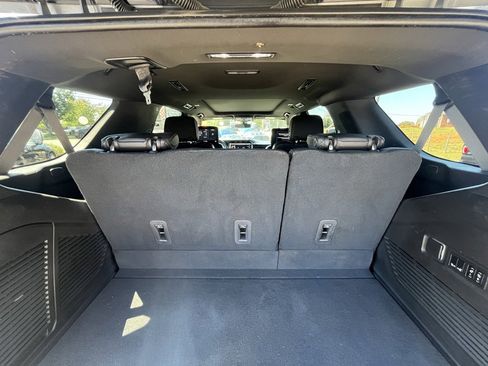 Used 2021 GMC Yukon Denali image 24