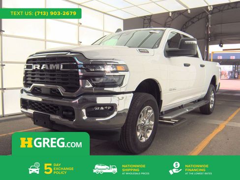 Used 2025 RAM 2500 Big Horn AWD/4WD image 1