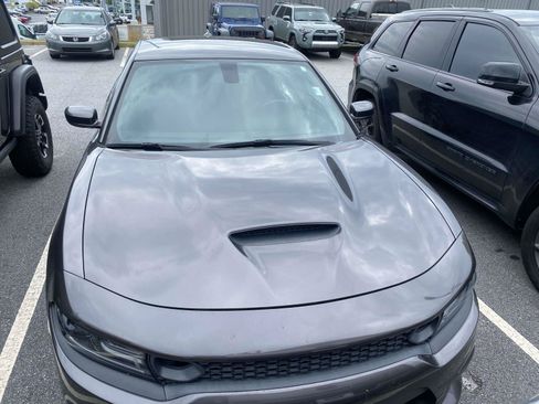 Used 2020 Dodge Charger Scat Pack w/ Plus Group RWD image 2