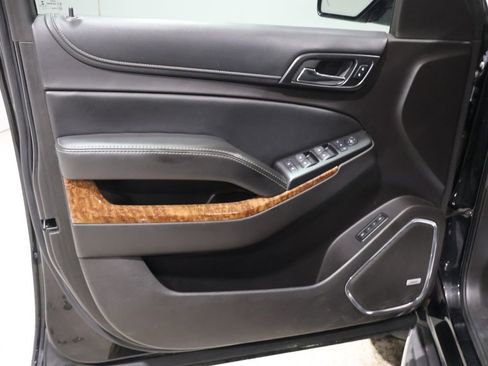 Used 2016 Chevrolet Tahoe LTZ image 13