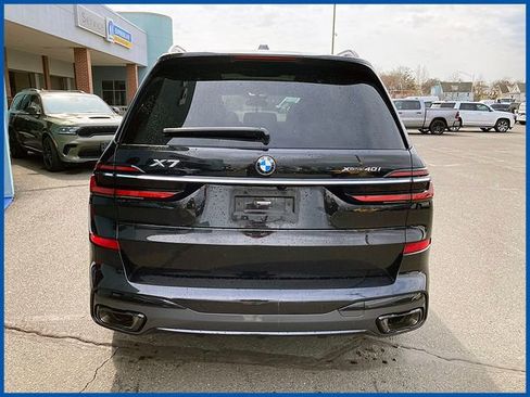 Used 2023 BMW X7 xDrive40i w/ Executive Package image 6