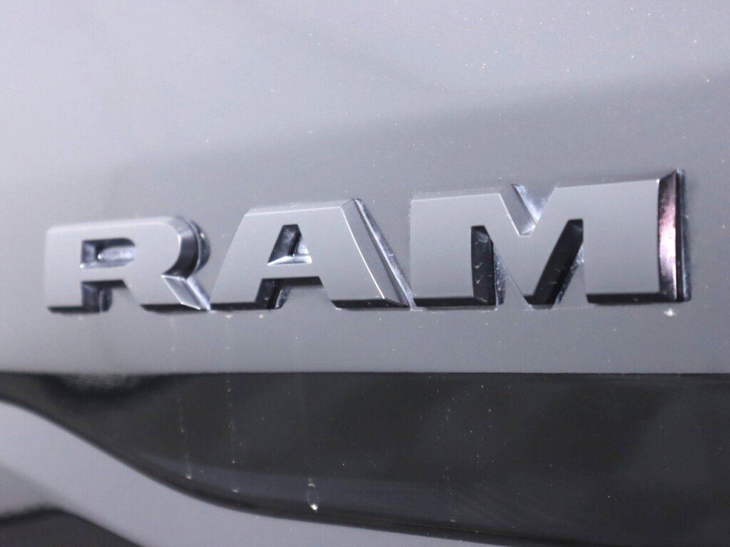 Used 2021 RAM 1500 Laramie AWD/4WD image 37