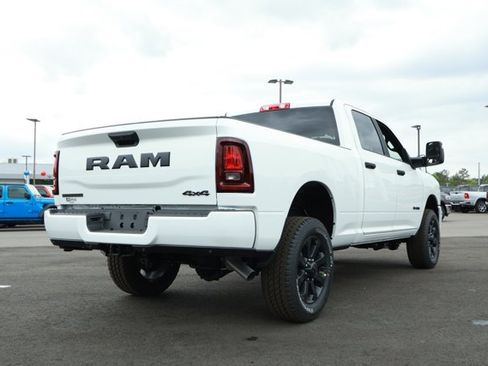 New 2026 RAM 2500 Big Horn AWD/4WD image 6