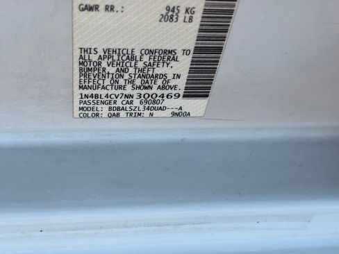 Used 2022 Nissan Altima 2.5 SR w/ Midnight Edition Package FWD image 32