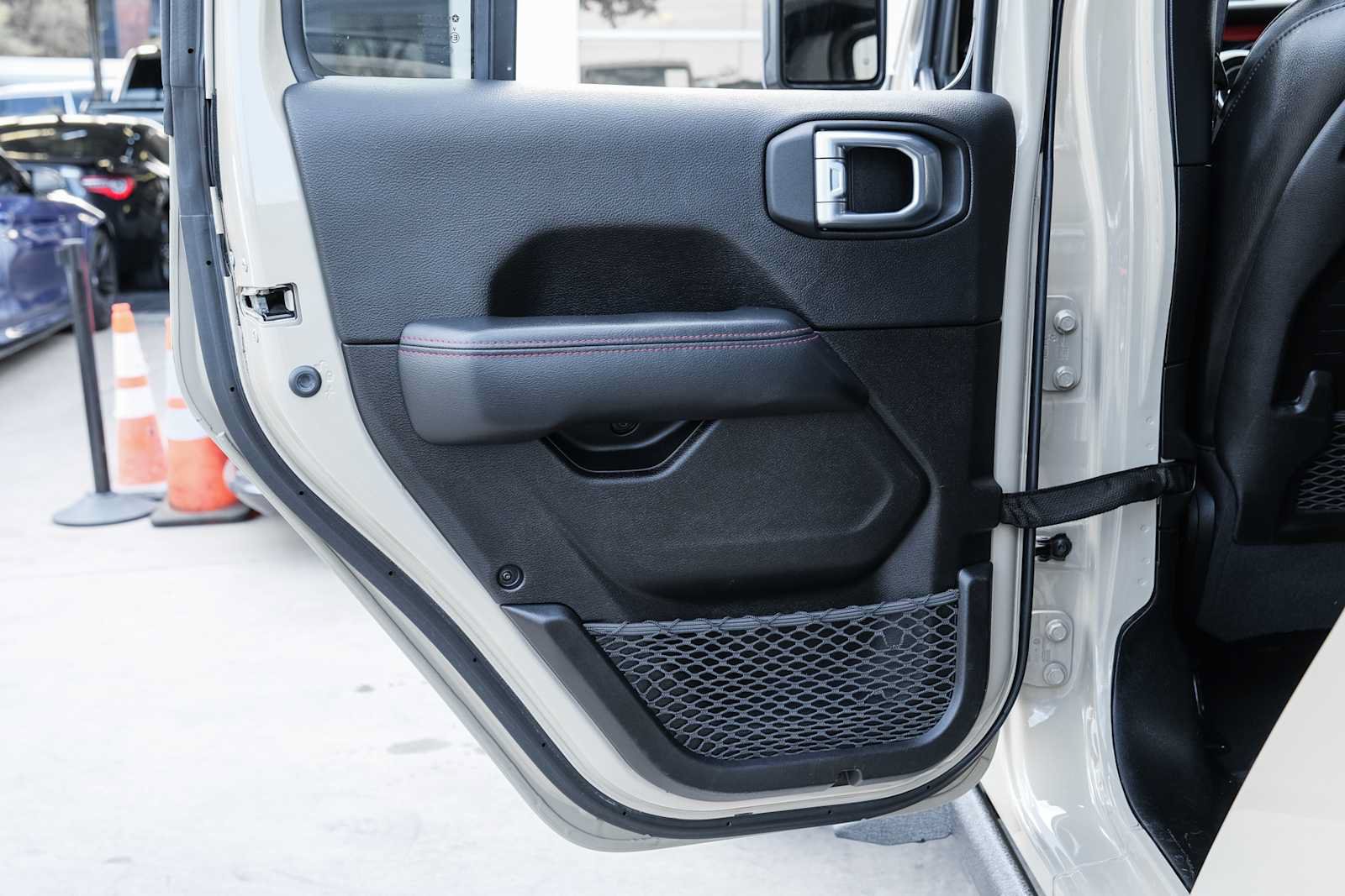 Used 2022 Jeep Gladiator Rubicon AWD/4WD image 41
