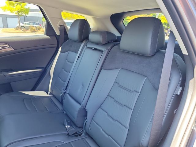 New 2026 Kia Sportage SX FWD image 9