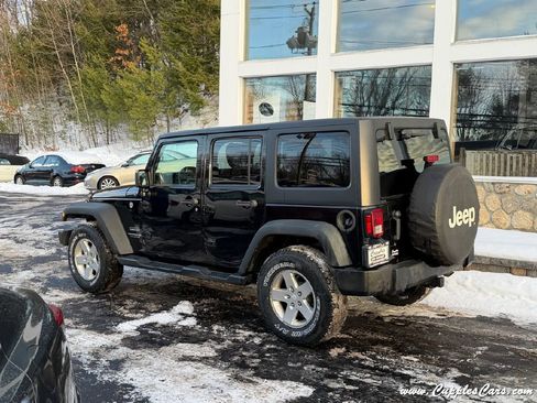 Used 2016 Jeep Wrangler Unlimited Sport w/ Quick Order Package 23S image 3