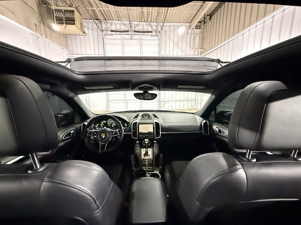 Used 2016 Porsche Cayenne S AWD/4WD image 43