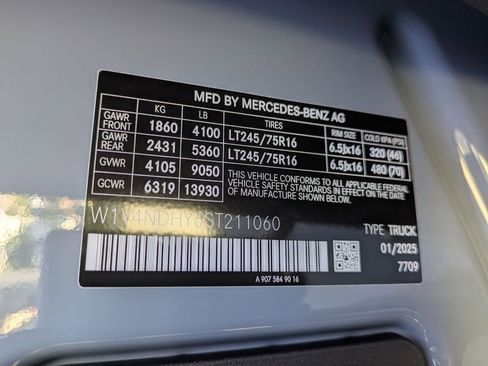 New 2025 Mercedes-Benz Sprinter 2500 image 11