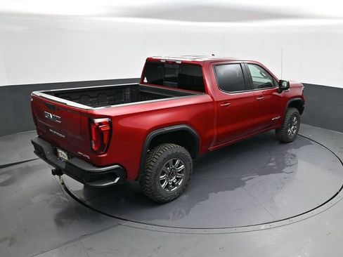 Used 2026 GMC Sierra 1500 AT4X w/ LPO, Black Badging Package AWD/4WD image 17