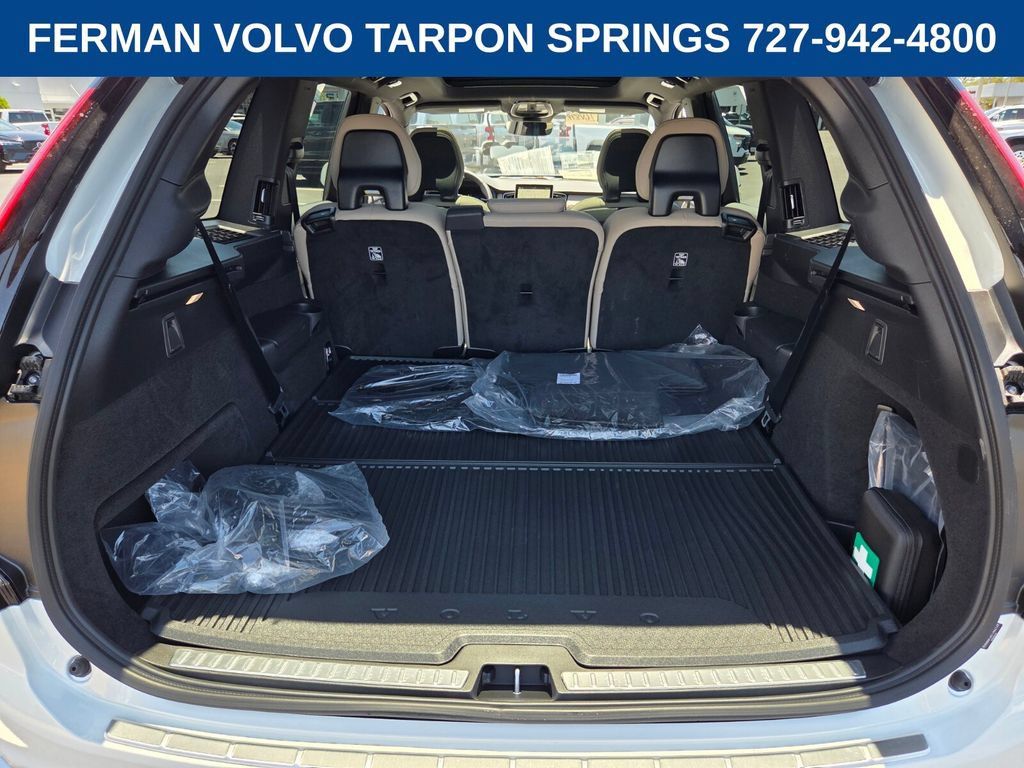 New 2026 Volvo XC90 T8 Core w/ Protection Package Premier AWD/4WD image 18
