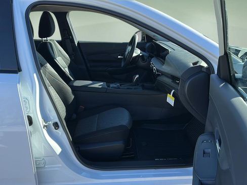 New 2026 Nissan Sentra SV FWD image 11