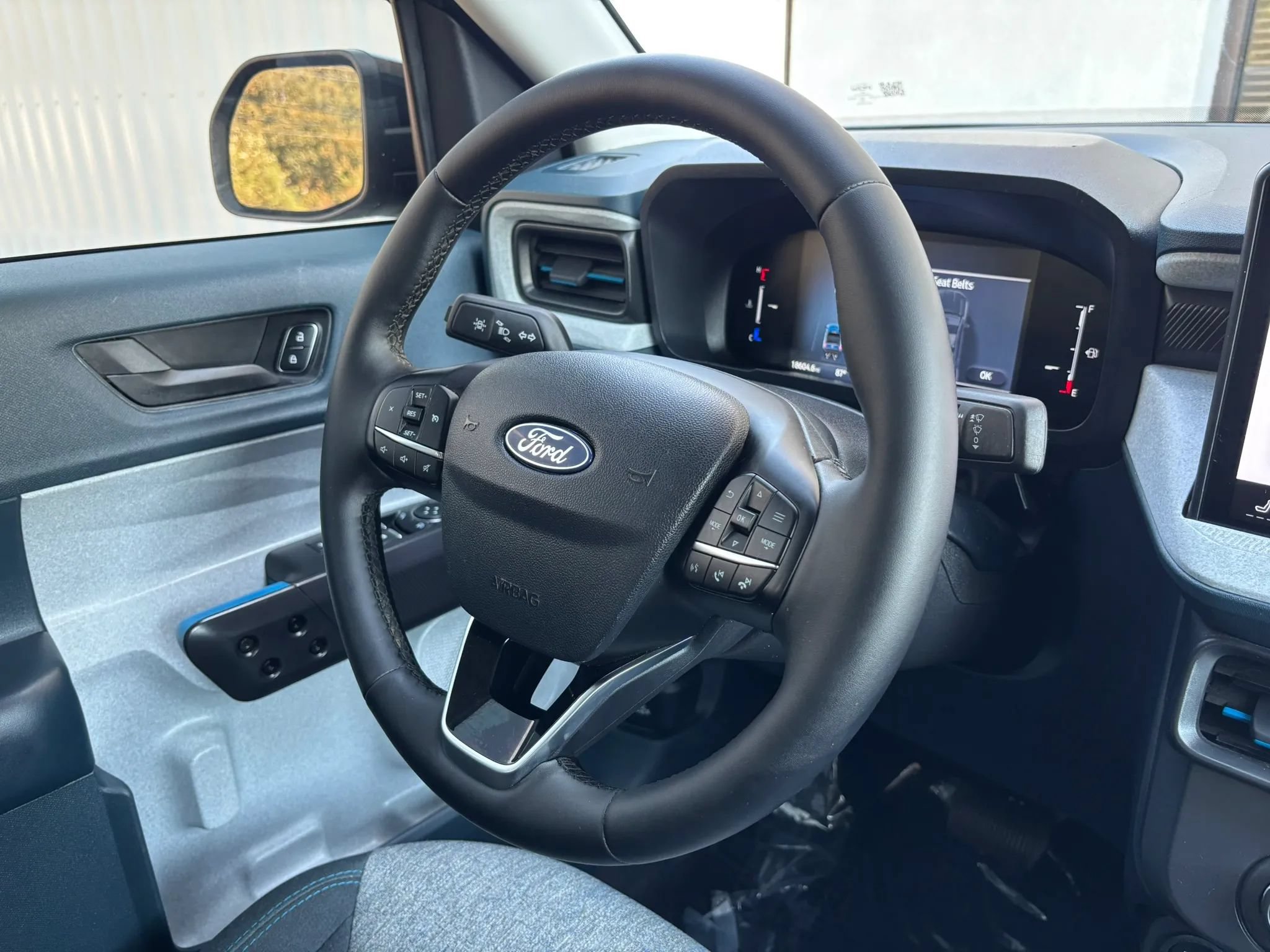 Used 2025 Ford Maverick XLT w/ XLT Luxury Package AWD/4WD image 25