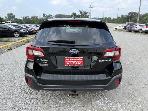 Used 2018 Subaru Outback 2.5i Touring w/ Protection Package #1 AWD/4WD image 4