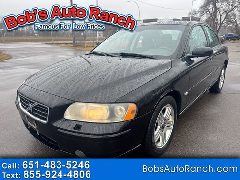 Used 2005 Volvo S60 2.5T image 1