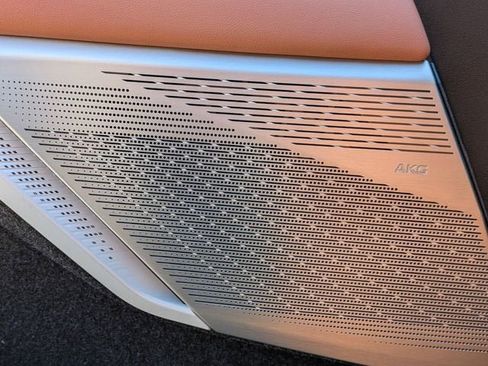 New 2026 Cadillac Optiq Luxury 2 image 12