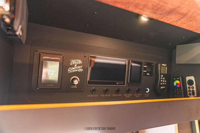 Used 2024 Mercedes-Benz Sprinter 2500 image 29