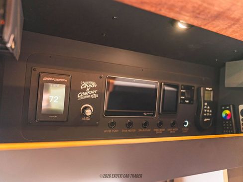 Used 2024 Mercedes-Benz Sprinter 2500 image 29