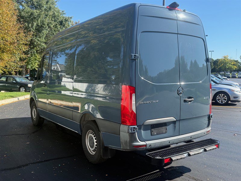 Used 2019 Mercedes-Benz Sprinter 144 image 8