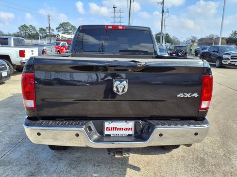 Used 2016 RAM 2500 Tradesman w/ Chrome Appearance Group image 23
