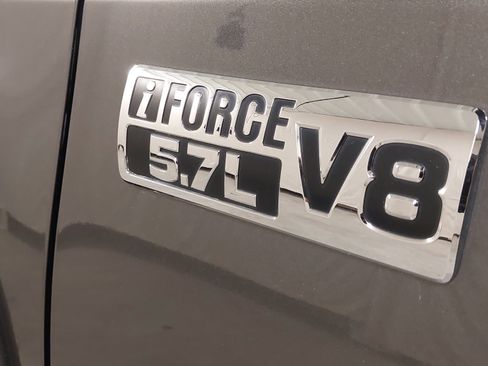 Used 2015 Toyota Tundra SR5 image 35